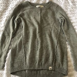 Abercrombie Kids Grey Sweater! ✨🥳